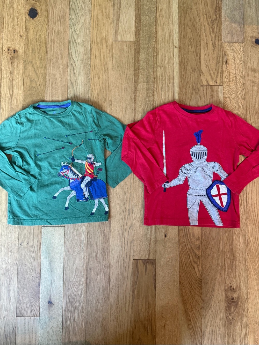 Mini Boden Boys 4-5Y Knight Medieval Appliqué Long Sleeve Shirt Lot of 2